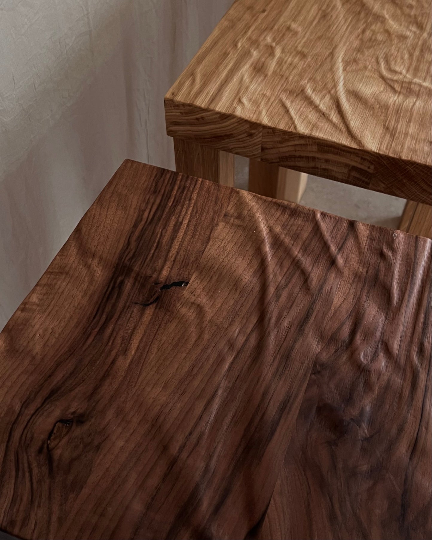 Wooden Origins Holzstruktur Faltenrelief Walnuss Eiche